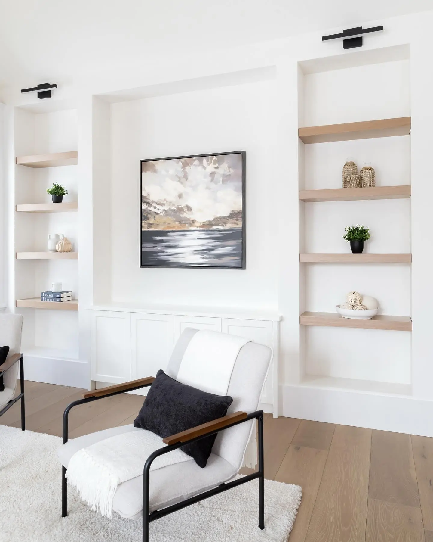 Oak built In with open shelving and shelf cabinetry by Heirlooms Custom Cabinetry
