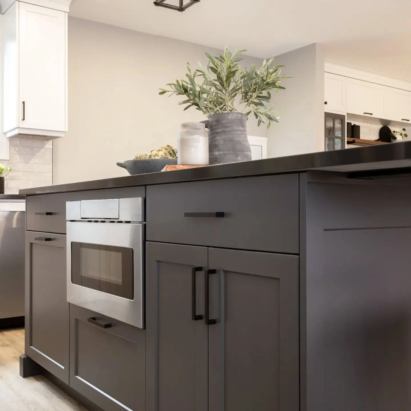 Efficient Kitchen Cabinetry - Image 2