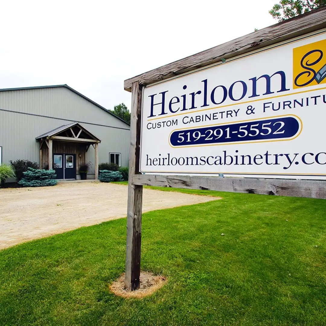 Showroom Preview - Image 3