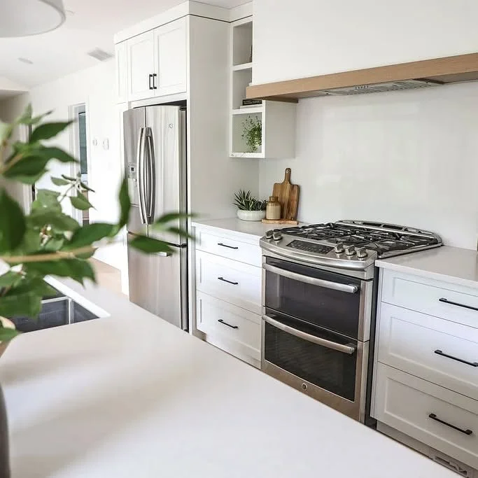 Quartz Island Kitchen - Image 5