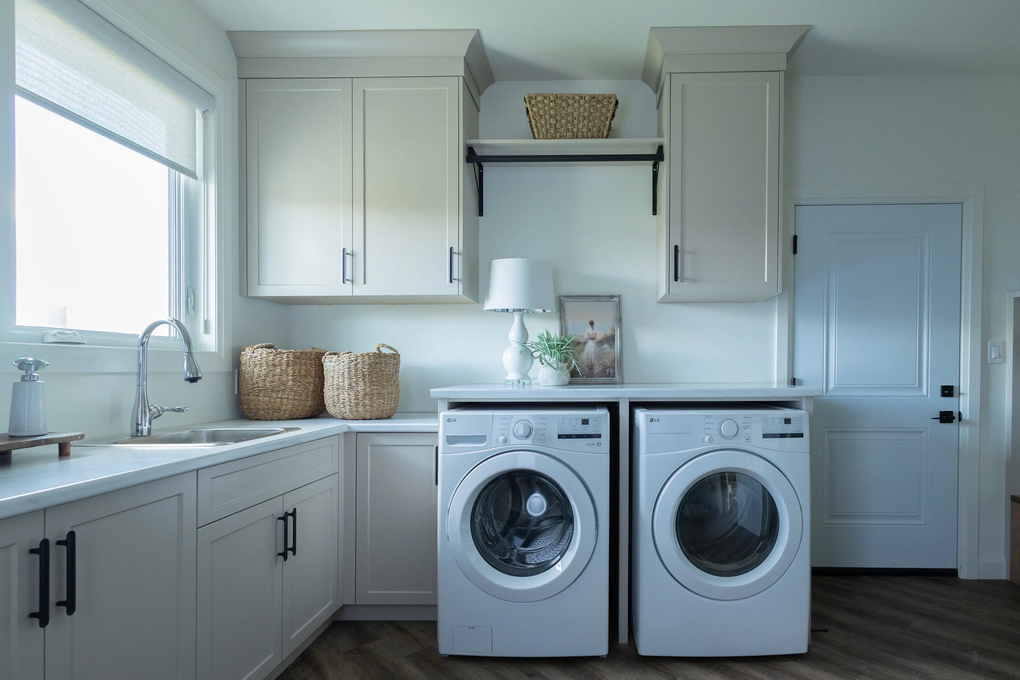 Laundry Rooms - Image 3