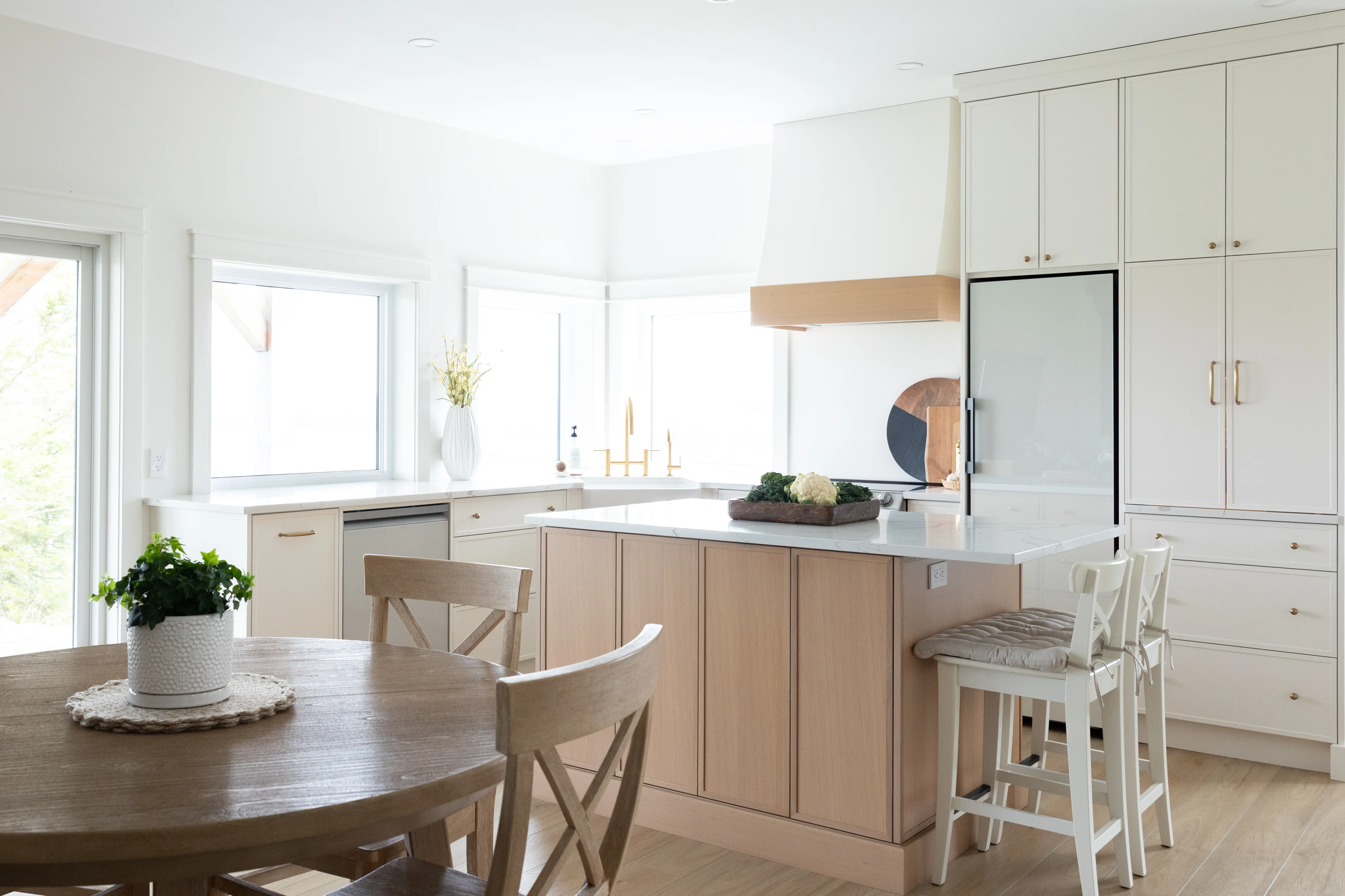 Feagan Residence - Kitchen - Image 16