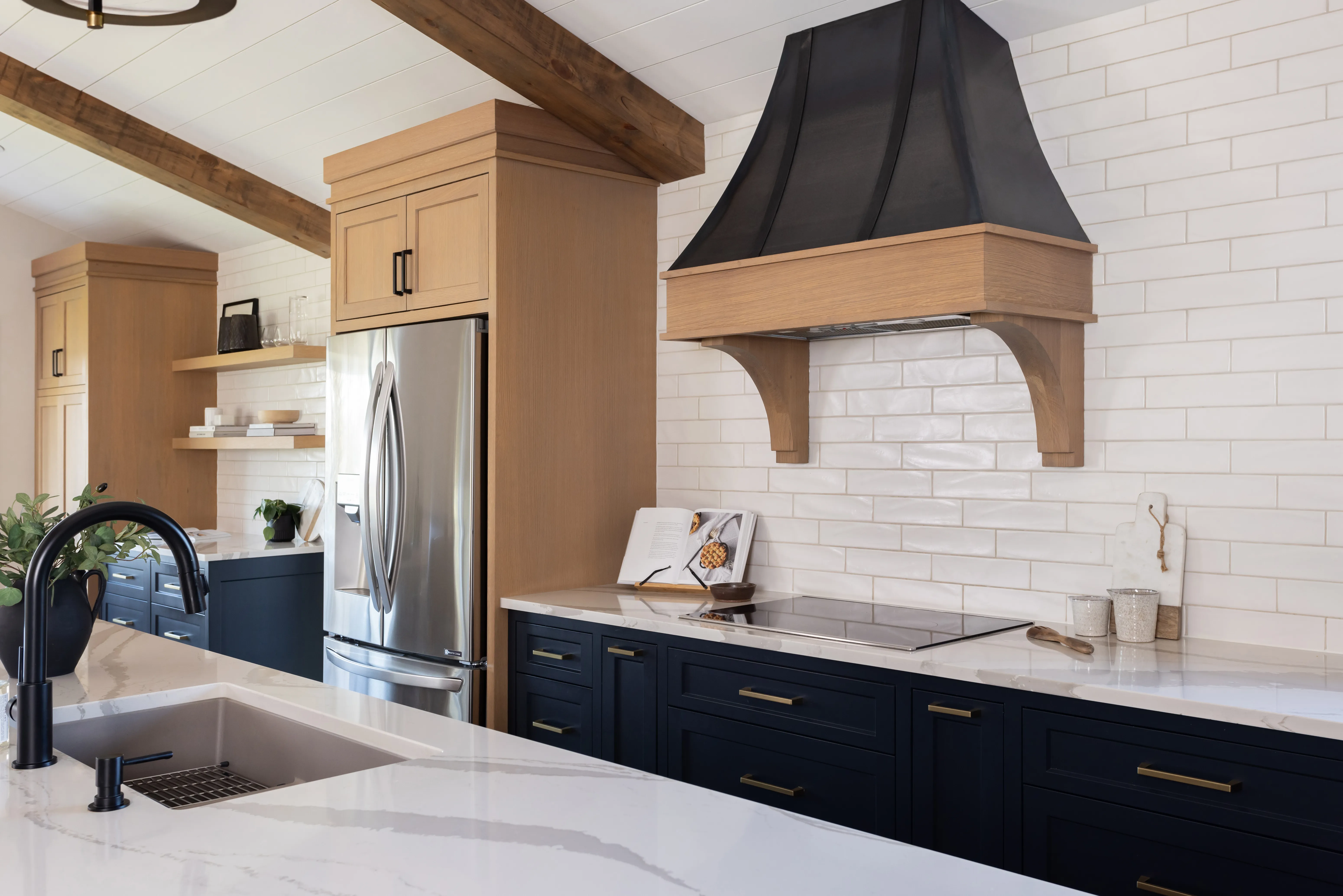 Britton Residence - Kitchen & Dining - Image 8