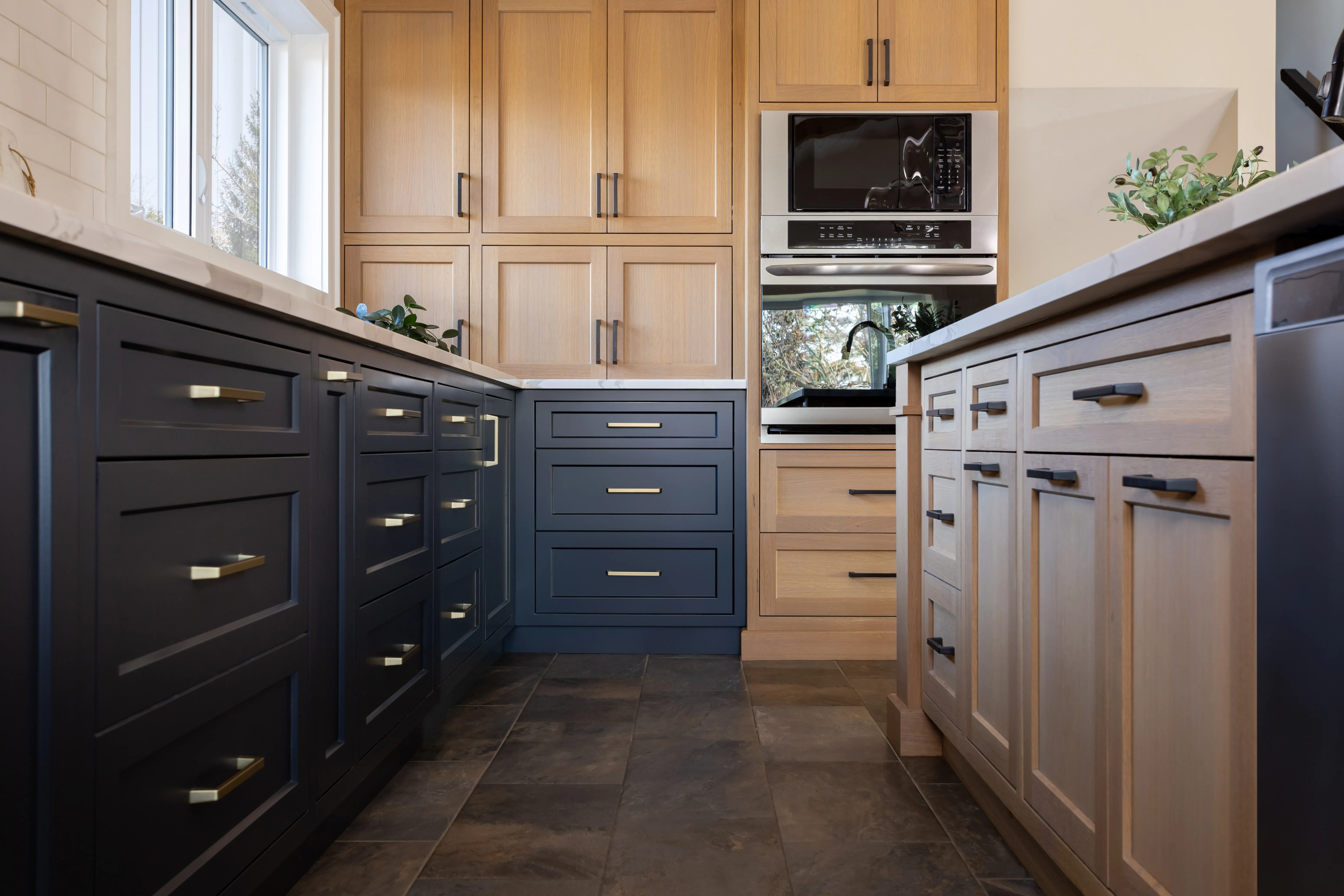 Britton Residence - Kitchen & Dining - Image 11