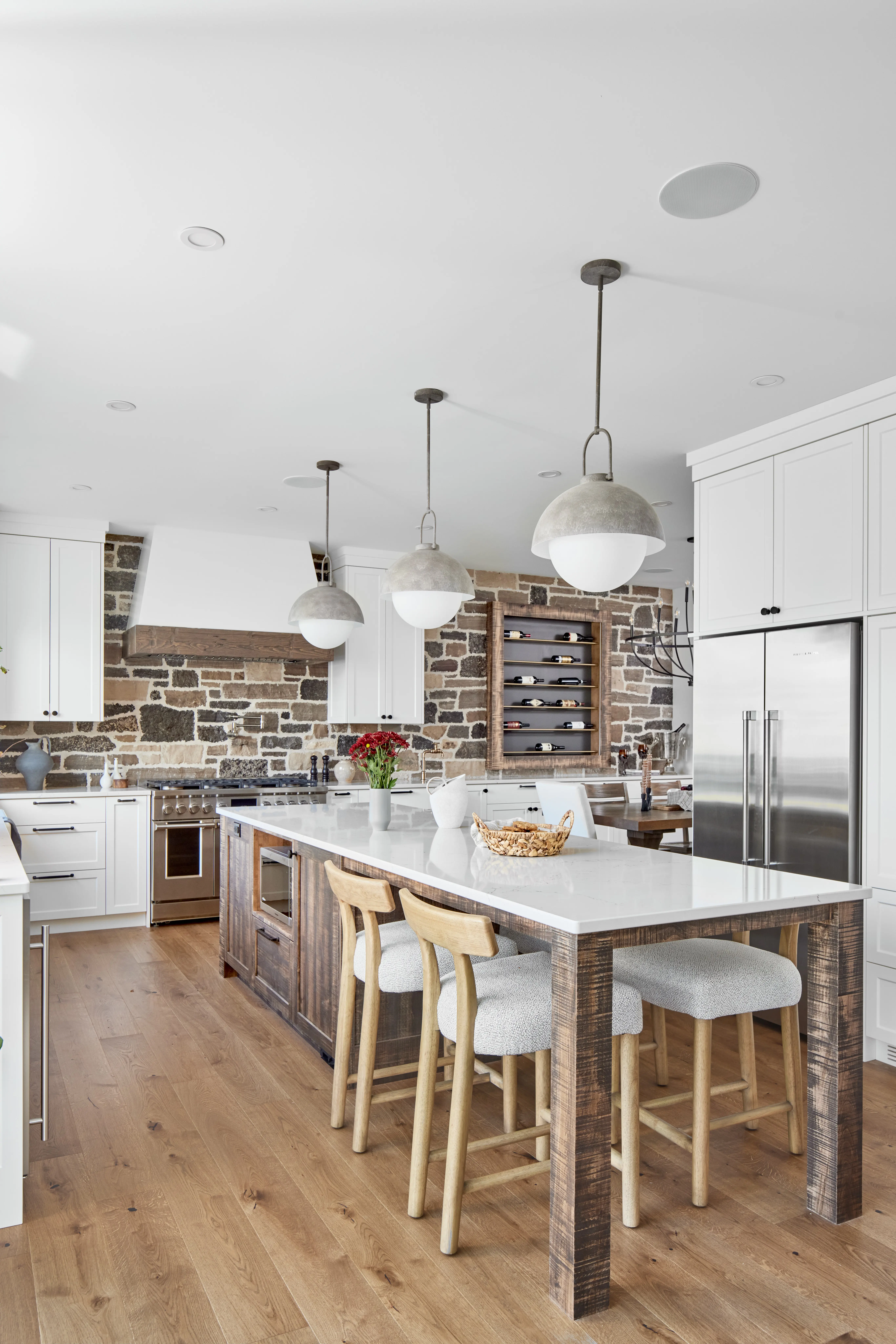 Hill Street Residence - Custom cabinetry by Heirlooms