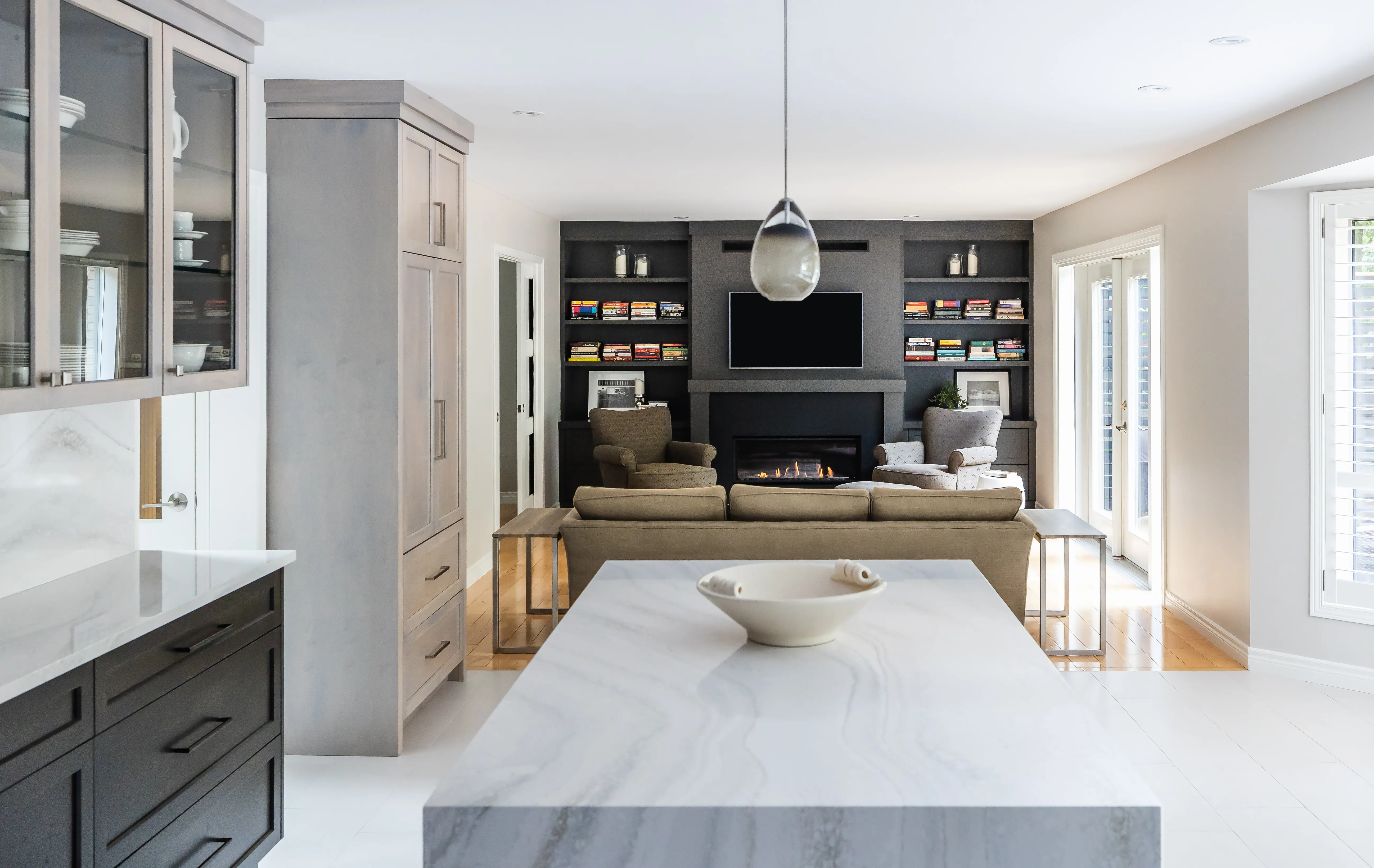 Fireplaces & Wall Units - Image 41