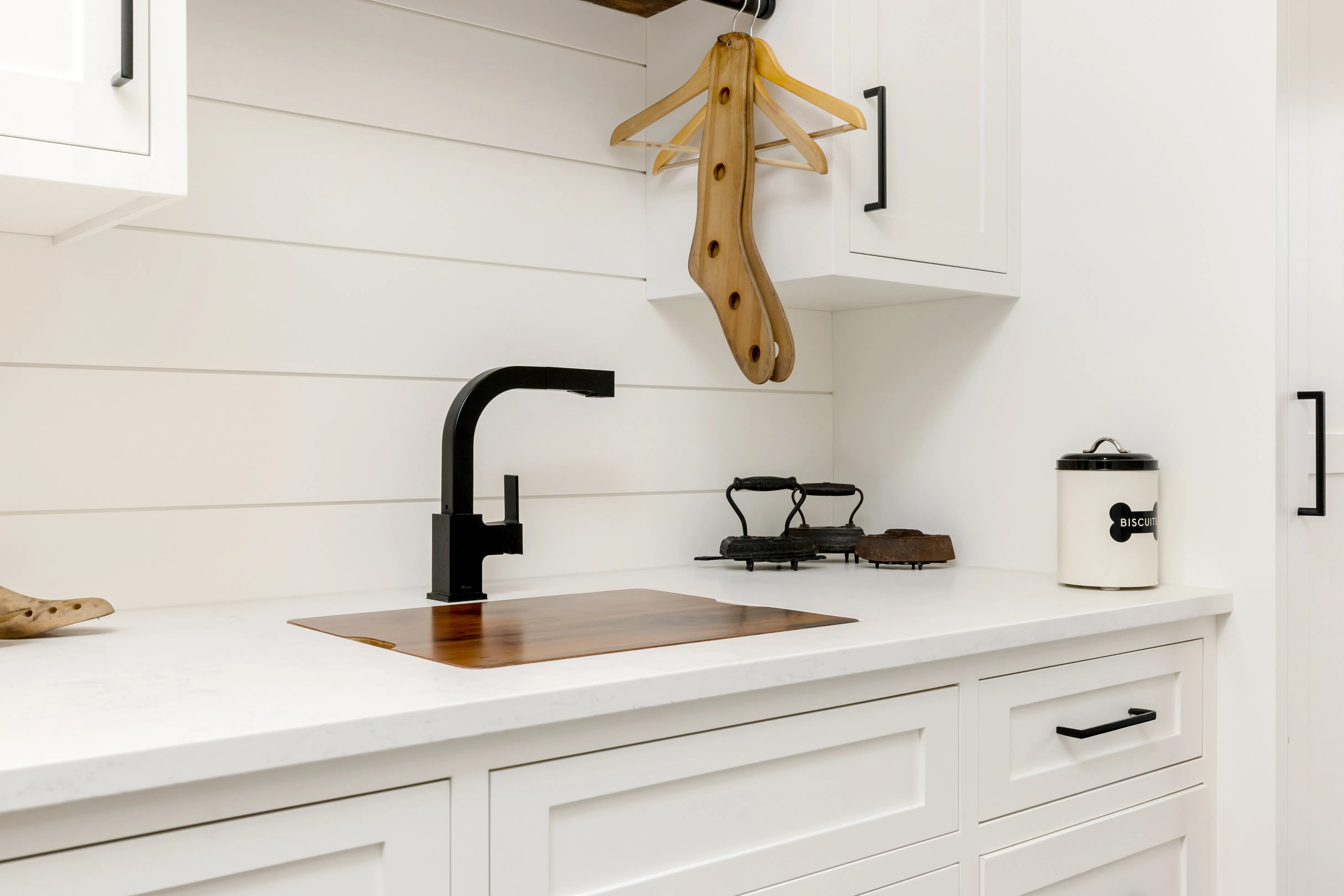 Laundry Rooms - Image 13