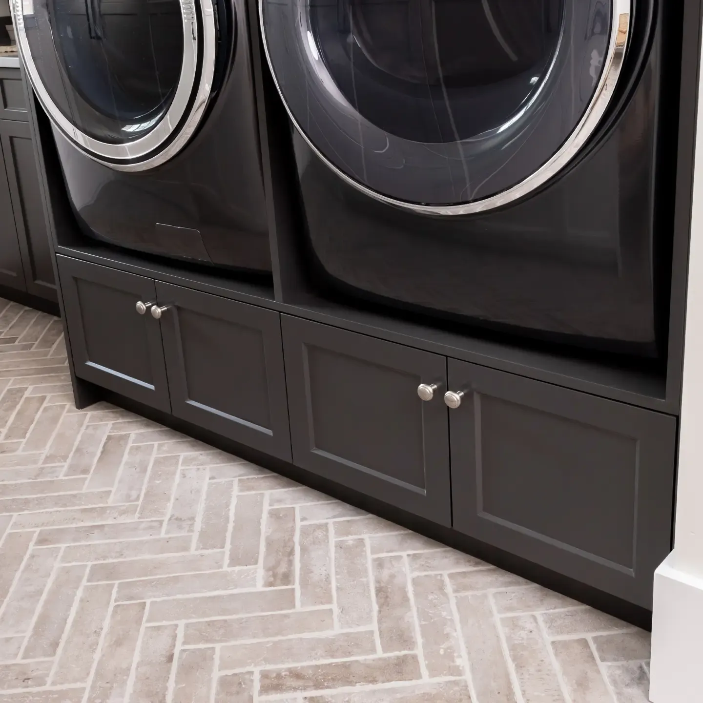 Laundry Rooms - Image 16